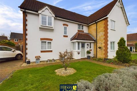 3 bedroom semi-detached house for sale, Nightingales, Langdon Hills, Basildon, Essex, SS16