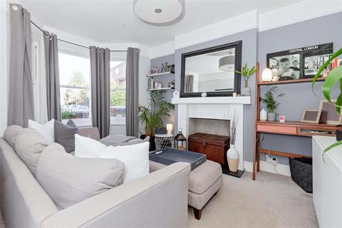 3 bedroom end of terrace house for sale, Highdown Avenue, Worthing