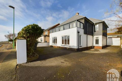 4 bedroom detached house to rent, Kings Walk, Shoreham-By-Sea, BN43