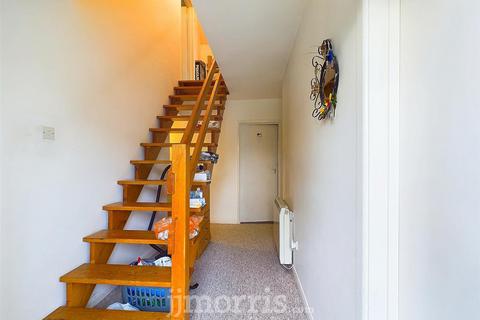 undefined, 26 Penbanc, Fishguard