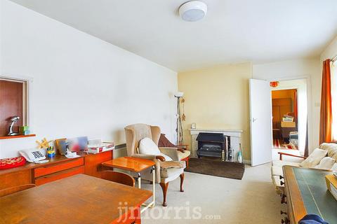 4 bedroom detached bungalow for sale, Penbanc, Fishguard, SA65