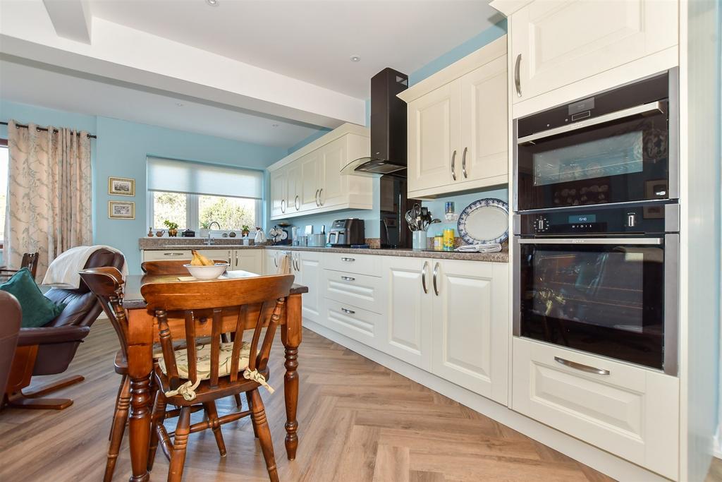 Kitchen/ Diner