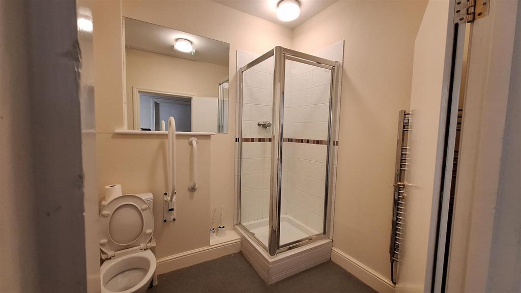 MALE &amp; FEMALE WC'S