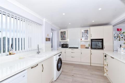 3 bedroom terraced house for sale, Pear Tree Avenue, Ditton, Kent