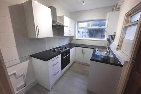 2 bedroom terraced house for sale, Federation Road, London SE2