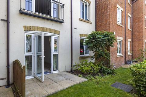 1 bedroom retirement property for sale, Pegasus Court, Egham TW20