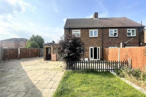 22 Markway, Sunbury-on-thames, TW16 5NY