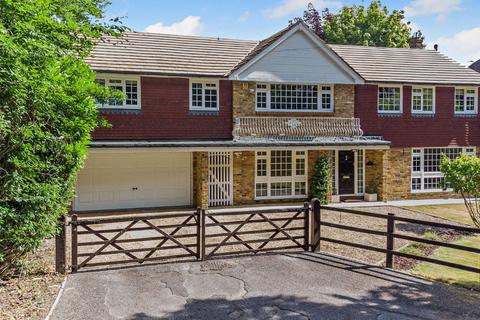 6 bedroom detached house for sale, Barn Close, Farnham Common, Buckinghamshire, SL2