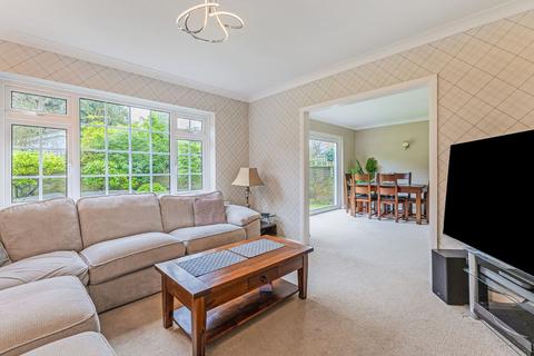6 bedroom detached house for sale, Barn Close, Farnham Common, Buckinghamshire, SL2
