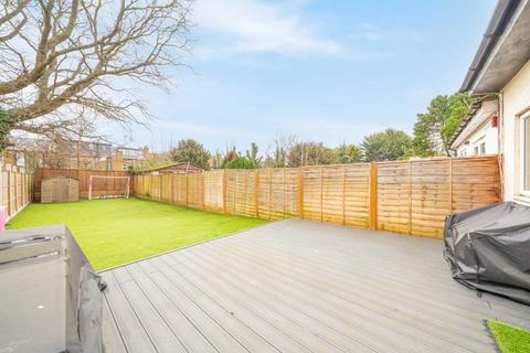 38 Sunningfields Road, London, NW4 4RL