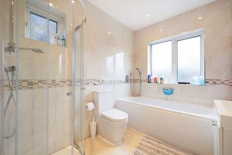 38 Sunningfields Road, London, NW4 4RL