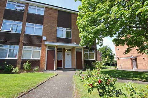 2 bedroom flat to rent, Lyndwood Court, Leicester LE2