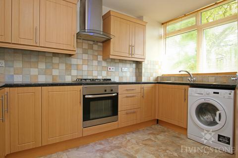 2 bedroom flat to rent, Lyndwood Court, Leicester LE2