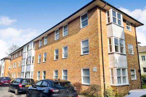 3 bedroom flat for sale, Flat 23 Shawcross House, 235-237 Preston Road, Brighton, East Sussex, BN1 6SW