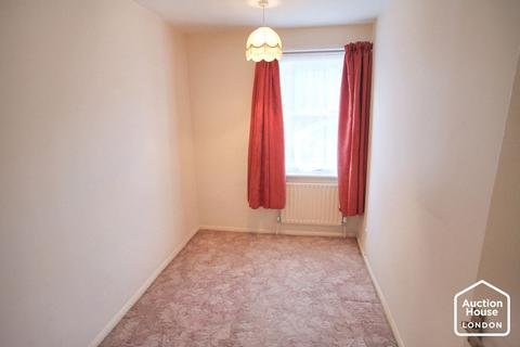 3 bedroom flat for sale, Flat 23 Shawcross House, 235-237 Preston Road, Brighton, East Sussex, BN1 6SW