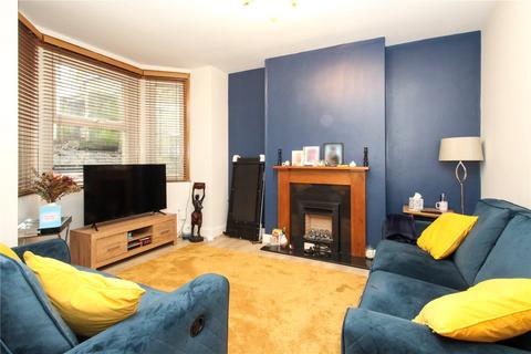 2 bedroom maisonette for sale, Griffin Road, London, SE18