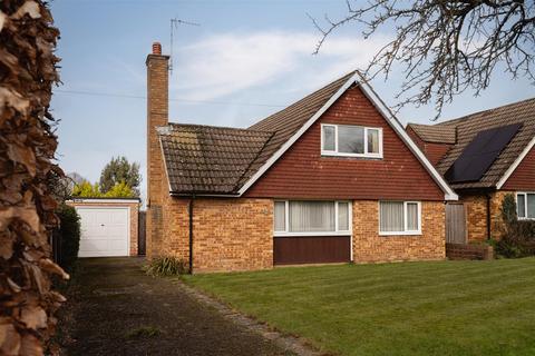 4 bedroom detached house for sale, Barn Meadow Lane, Great Bookham, Leatherhead