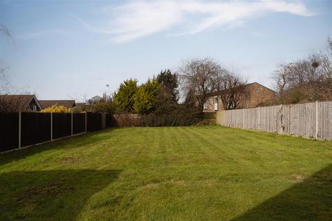 4 bedroom detached house for sale, Barn Meadow Lane, Great Bookham, Leatherhead