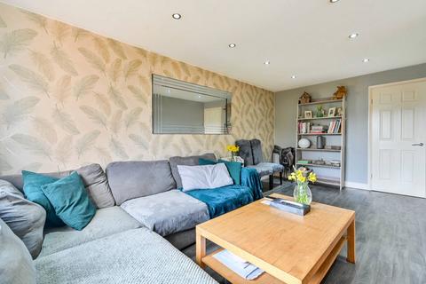 1 bedroom maisonette for sale, Hallington Close, Woking, GU21