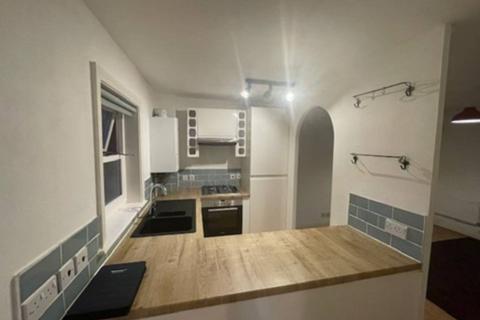 1 bedroom flat to rent, Langton Road, Oval, London, SW9