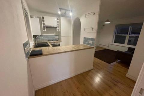 1 bedroom flat to rent, Langton Road, Oval, London, SW9