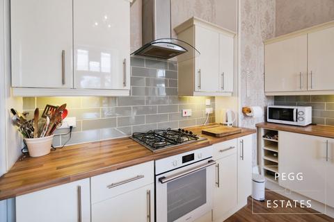2 bedroom apartment for sale, St. Efrides Road, Torquay