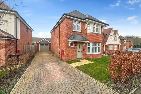 4 bedroom detached house for sale, Beata Gardens, Rainham, Gillingham, Kent, ME8