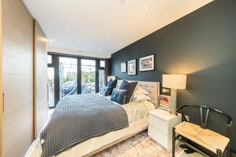 2 bedroom flat for sale, Shipka Road, London SW12