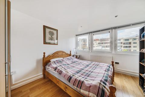 2 bedroom maisonette to rent, Bramall Court, Georges Road, London, Greater London, N7