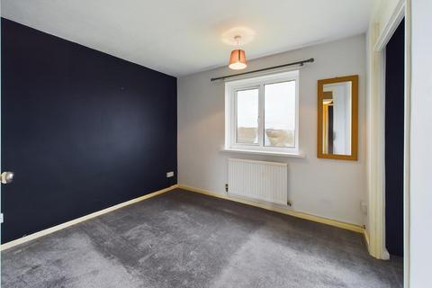 2 bedroom flat for sale, 21 Curlew Close, Haverfordwest