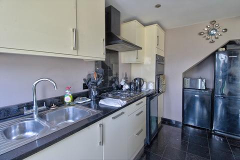 4 Silverfield, Broxbourne, EN10 6PD