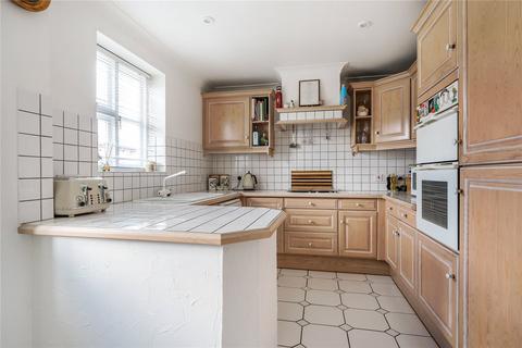 3 bedroom house for sale, Sandown Gate, Esher, KT10