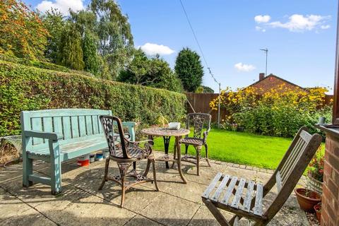 2 bedroom detached bungalow to rent, Bott Road, Coventry, CV5