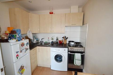 2 bedroom flat to rent, Golders Green - 2 double bed flat