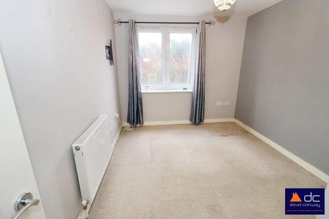 1 bedroom flat for sale, Welford House, Waxlow Way, Northolt, UB5 6FW