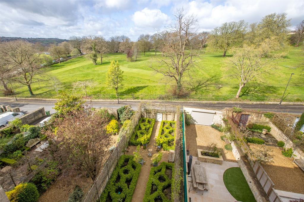 West Facing Garden