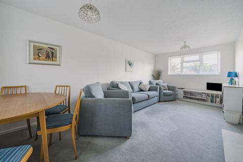 3 bedroom terraced house for sale, Peveral Way, Basingstoke