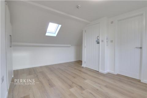 undefined, Greenford, UB6