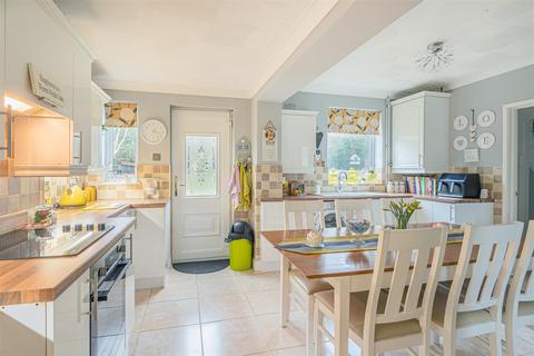 3 bedroom semi-detached house for sale, Woodlea, Colerne, Chippenham