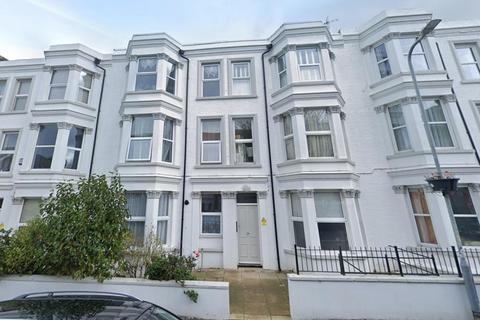 1 bedroom ground floor flat to rent, Gordon Rd, Cliftonville