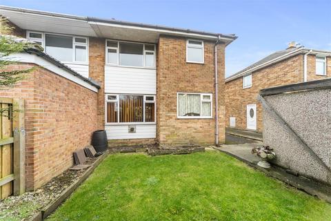 3 bedroom semi-detached house for sale, Lincs Wold, Liversedge WF15