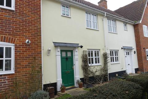 2 bedroom terraced house to rent, Aldergrove Close, Suffolk IP19