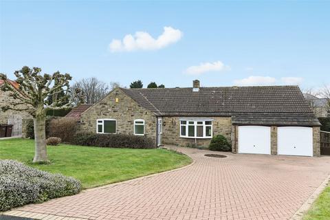 4 bedroom bungalow for sale, Martin Grove, Sandal, Wakefield, WF2