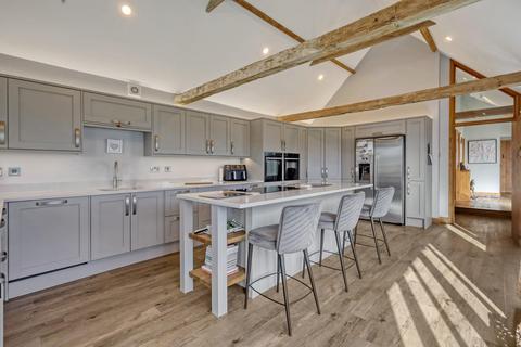 3, Manor Barns Brook Street, Little Dunmow, Dunmow, CM6 3HU