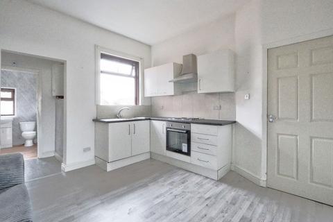 2 bedroom flat to rent, Warwick Terrace, Sunderland, SR3