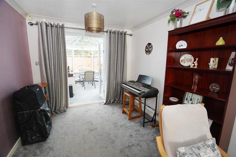 24 Ashness Close, Horwich, Bolton, BL6 5RL