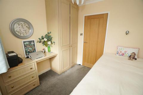 24 Ashness Close, Horwich, Bolton, BL6 5RL