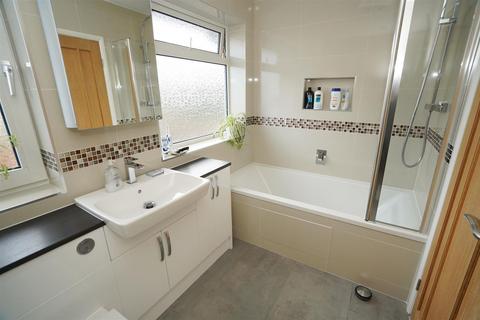 24 Ashness Close, Horwich, Bolton, BL6 5RL