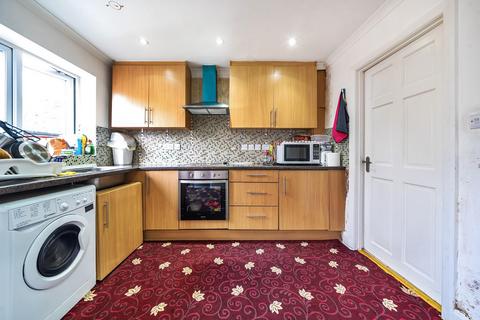 3 bedroom terraced house for sale, Penbury Road, Southall, UB2