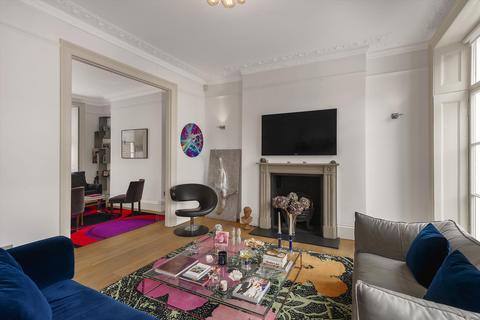 4 bedroom terraced house for sale, Sydney Street, Chelsea, London, SW3